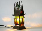 Tafellamp sfeerlampje in de vorm van een Gadang huis, Antiek en Kunst, Ophalen of Verzenden