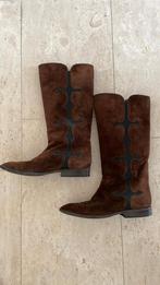 Pollini: z.g.a.n. bruine suède laarzen maat 37,5, Kleding | Dames, Schoenen, Hoge laarzen, Bruin, Ophalen of Verzenden, Zo goed als nieuw