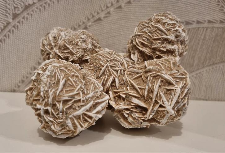 Woestijnroos - zacht bruin/taupe/wit *nieuw*, Huis en Inrichting, Woonaccessoires | Overige, Nieuw, Ophalen of Verzenden