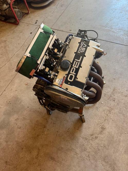 C20xe met gaskleppen, Auto diversen, Autosport-onderdelen, Zo goed als nieuw, Ophalen