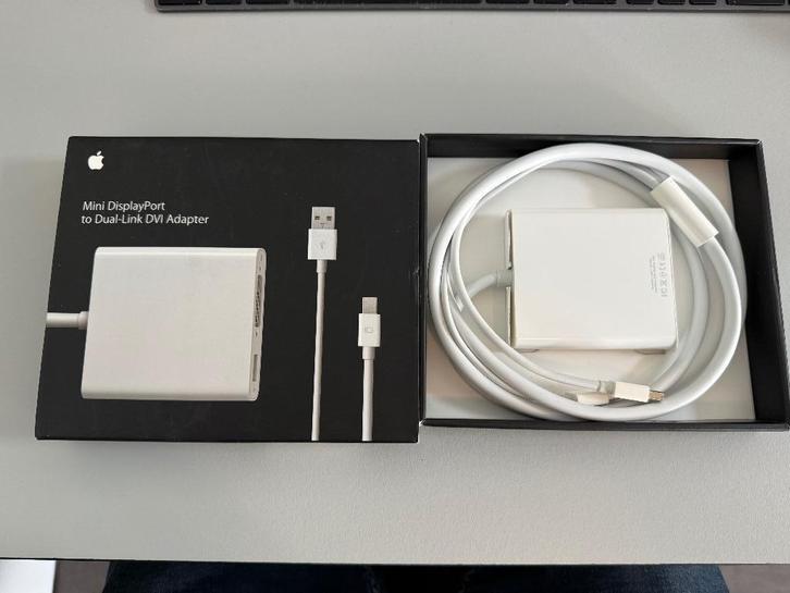 Apple Mini DisplayPort-naar-Dual-Link DVI adapter, Computers en Software, Pc- en Netwerkkabels, Zo goed als nieuw, Ophalen of Verzenden