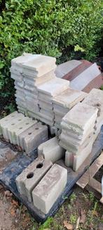 Betonblokken diverse maten. gratis ophalen., Doe-het-zelf en Verbouw, Metselstenen, Ophalen of Verzenden, Zo goed als nieuw, Kalkzandstenen