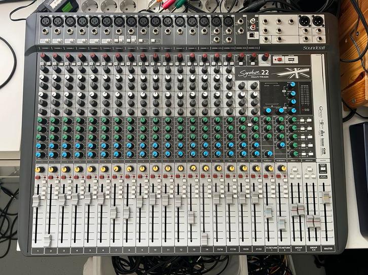 Soundcraft MTK22 mengpaneel en audio interface, Muziek en Instrumenten, Mengpanelen, Zo goed als nieuw, 20 kanalen of meer, Microfooningang