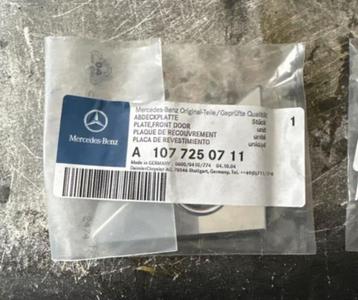Mercedes-Benz afdekplaten voordeur A1077250711 beschikbaar voor biedingen