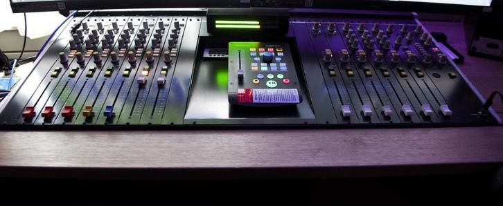 Complete Radio studio met Dateq BSC 50, Audio, Tv en Foto, Radio's, Zo goed als nieuw, Radio, Met cd-speler, Ophalen