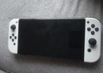 Nintendo Switch OLED - Zo goed als nieuw!, Spelcomputers en Games, Met 2 controllers, Zo goed als nieuw, N.v.t, N.v.t