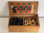 Staunton Schaakstukken in een houten kistje, Koning 8 cm, Een of twee spelers, Ophalen of Verzenden, Gebruikt, Staunton