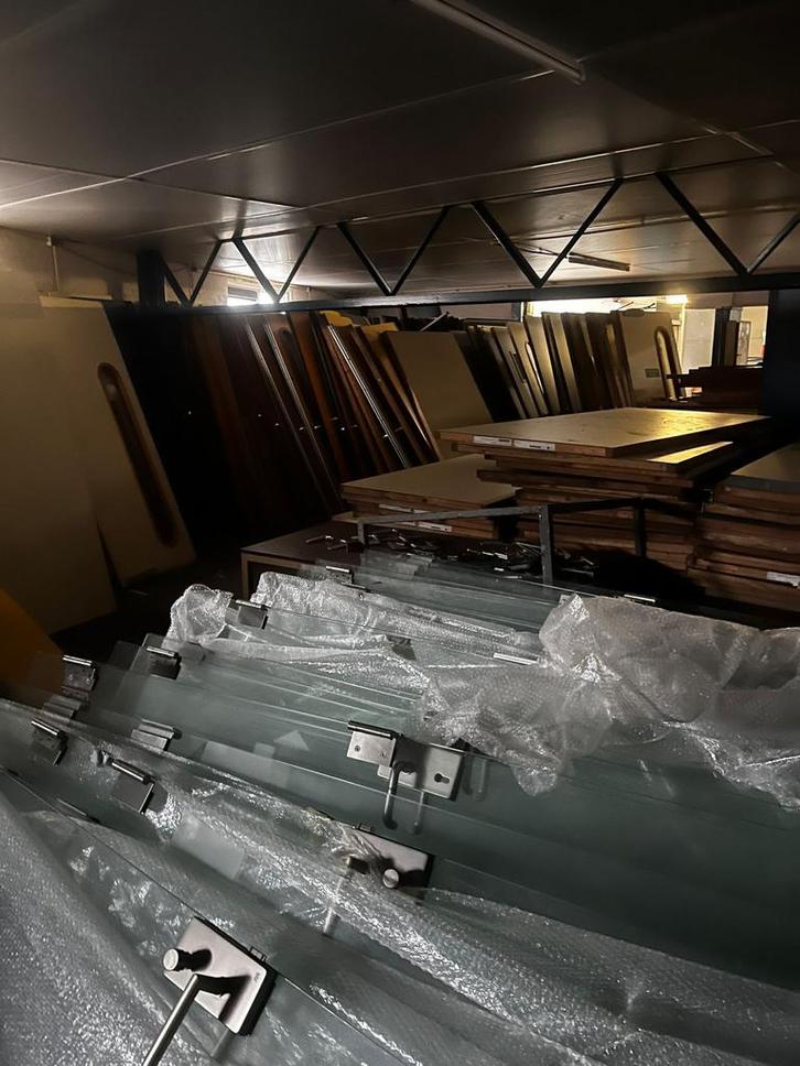 Opkoper gezocht Grote partij deuren binnen buiten hout glas, Doe-het-zelf en Verbouw, Deuren en Horren, Gebruikt, Binnendeur, 200 tot 215 cm