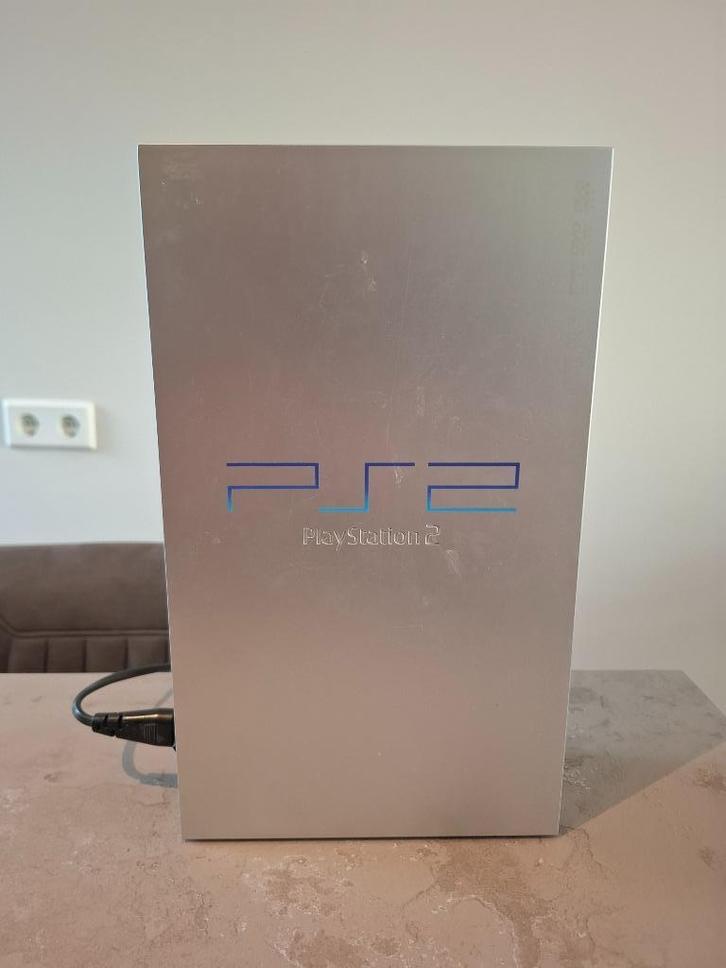 Playstation 2 met controller en memory card, Spelcomputers en Games, Spelcomputers | Sony PlayStation 2, Gebruikt, Phat, Zilver