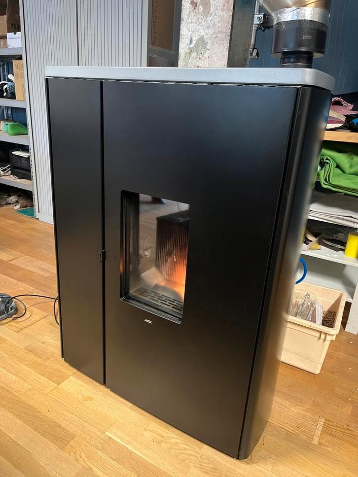 MCZ Doc Comfort Air Up! M1 9 KW, Huis en Inrichting, Kachels, Zo goed als nieuw, Vrijstaand, Pelletkachel, Hout, Ophalen