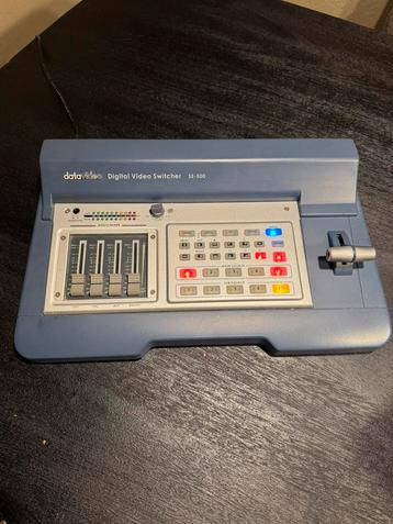 Digital video swithcher SE-500 beschikbaar voor biedingen