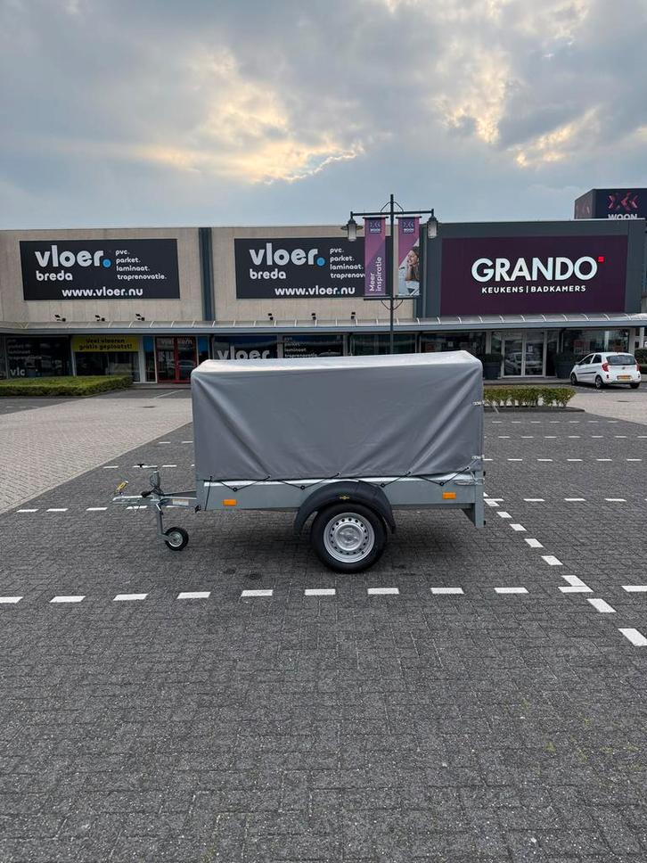 Aanhanger met huif – Humbaur Steely Cover 750 kg, Auto diversen, Aanhangers en Bagagewagens, Zo goed als nieuw, Ophalen