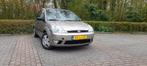 Ford Fiesta 1.6 2003|5DR|NWE APK tt 2025|lage KM:183.990 NAP, 47 €/maand, Origineel Nederlands, Te koop, Zilver of Grijs