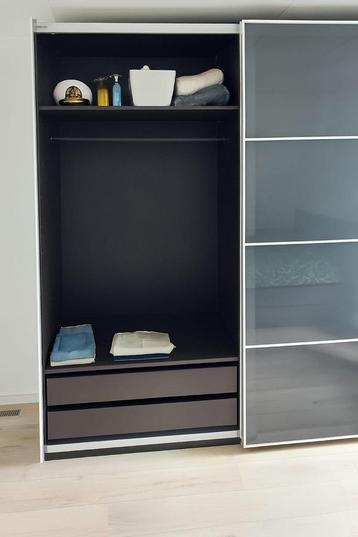 Ikea Pax kast, nieuwprijs 767 euro
