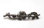 Viooltje, vintage verzilverde broche (7336-3947), Sieraden, Tassen en Uiterlijk, Broches, Ophalen, Zo goed als nieuw, Zilver, Overige materialen