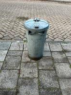 Zinken vuilnisemmer, Ophalen