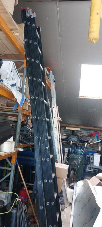 Altrex ladder beschikbaar voor biedingen