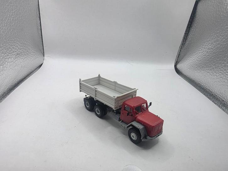 Deutz, Hobby en Vrije tijd, Modelauto's | 1:87, Zo goed als nieuw, Bus of Vrachtwagen, Ophalen of Verzenden