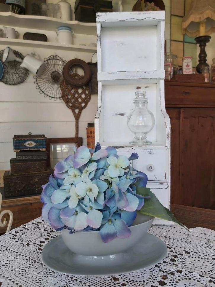 Petrus regout eivormig sauskom schaal juskom blauw brocante., Antiek en Kunst, Antiek | Porselein, Ophalen of Verzenden