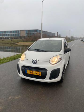 Citroën C1 1.0i 68PK 5D 2012 Wit Nette auto Airco  beschikbaar voor biedingen