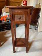 Houten plantentafeltje met lade, Ophalen, Gebruikt, 25 tot 50 cm, Vierkant