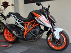 KTM 1290 SUPERDUKE R ALLE PAKKETTEN 2017 29DKM 1390, 2 cilinders, Motorrijbewijs A, Bedrijf, 1301 cc