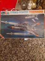 STRIKE-FIGHTER TORNADO  REVELL/ESCI NO H-2211  1/72., 1:72 tot 1:144, Revell, Ophalen of Verzenden, Zo goed als nieuw