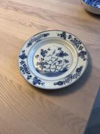Porseleinen bord, handgeschilderd, Delftsblauw, Antiek en Kunst, Antiek | Keramiek en Aardewerk, Ophalen