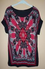 Top, zwart met print rood - beige, mt. L, oksel 67 cm., Zwart, Maat 42/44 (L), Nieuw, Ophalen of Verzenden