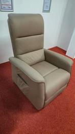 Relax Fauteuil met sta-op functie, Ophalen, Zo goed als nieuw
