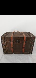 Vintage Houten Kist met Metalen Beslag, Huis en Inrichting, Woonaccessoires | Kisten, Ophalen, Gebruikt, 50 tot 100 cm, Minder dan 50 cm