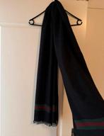 Gucci sjaal, Kleding | Dames, Mutsen, Sjaals en Handschoenen, Ophalen of Verzenden, Zo goed als nieuw, Maat 46/48 (XL) of groter