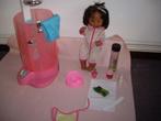 donkere baby pop met douch en acc, Kinderen en Baby's, Ophalen, Gebruikt, Babypop