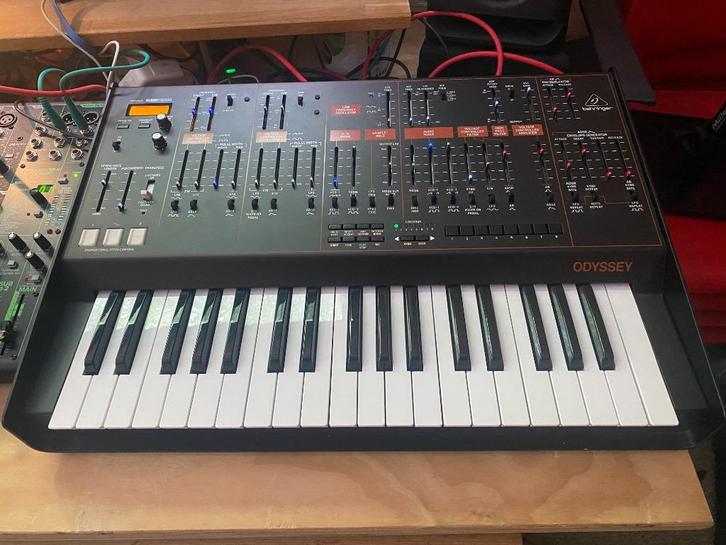 Odyssey, Muziek en Instrumenten, Synthesizers, Gebruikt, Overige aantallen, Overige merken, Met koffer of flightcase, Ophalen