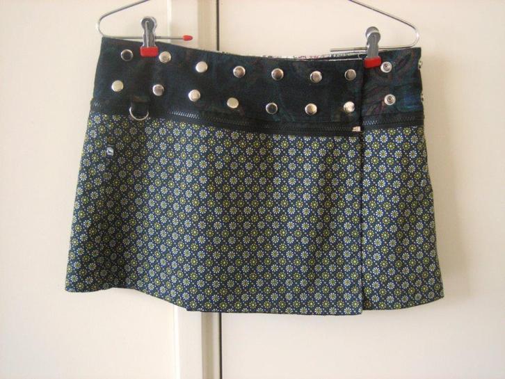 2-zijdig te dragen overslag minirokje ZAND 38-40-42 snazzeys, Kleding | Dames, Rokken, Nieuw, Maat 38/40 (M), Overige kleuren