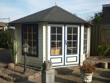 Mooi tuinhuis in goede staat beschikbaar voor biedingen