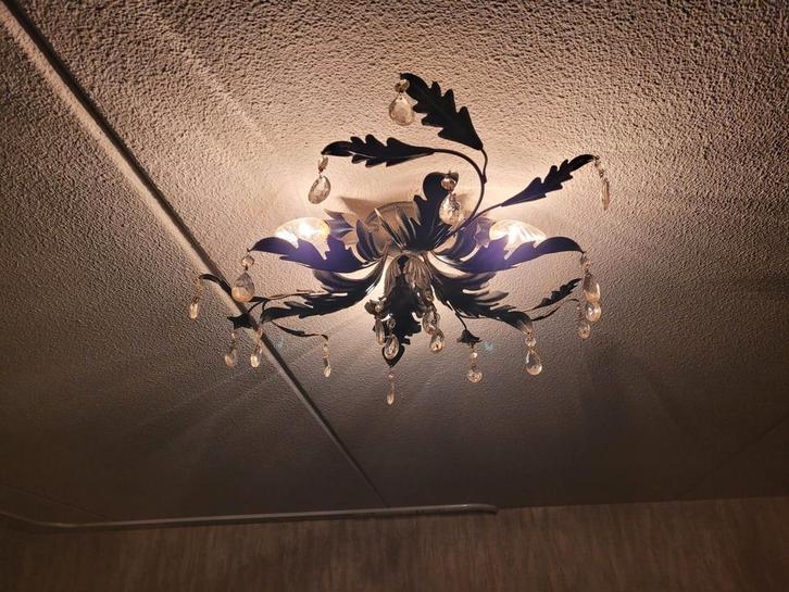 Elegante plafondlamp met kristallen details, Huis en Inrichting, Lampen | Plafondlampen, Gebruikt, Glas, Metaal, Ophalen