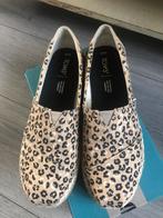 Toms Instappers Maat 39, Beige, Ophalen of Verzenden, Zo goed als nieuw, Toms