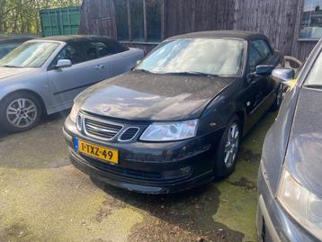 Saab 9-3 Cabriolet 2004 - 1.8t - Zwart  - Onderdelen Sloop beschikbaar voor biedingen
