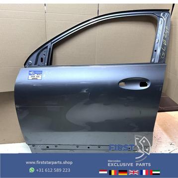 H247 GLA DEUR PORTIER GRIJS LINKS VOOR Mercedes GLA Klasse 2 beschikbaar voor biedingen