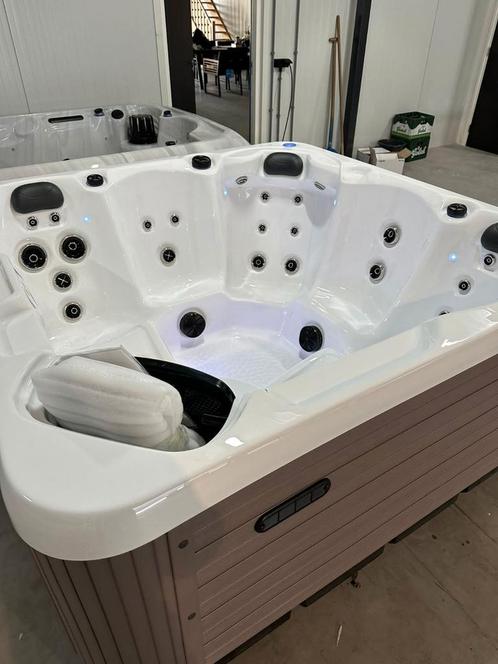 7 dagen  OPEN‼️gecko NIEUW IN DE VERPAKKING OP VOORRAAD‼️, Tuin en Terras, Bubbelbaden en Hottubs, Nieuw, Filter, Ophalen of Verzenden