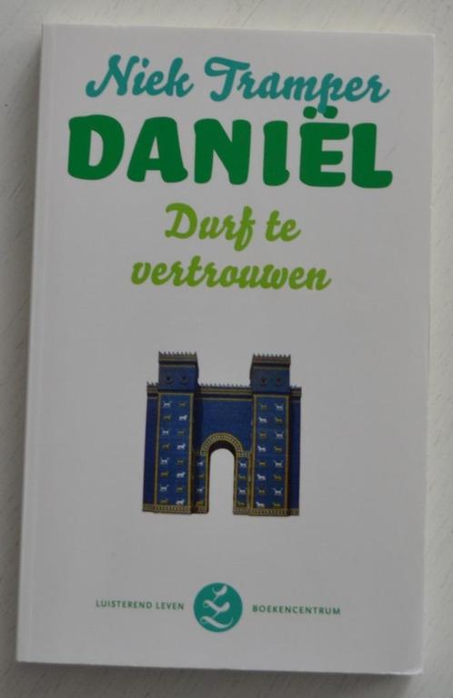 Bijbelstudieboek Daniël Durf te vertrouwen (Niek Tramper), Boeken, Godsdienst en Theologie, Zo goed als nieuw, Ophalen of Verzenden