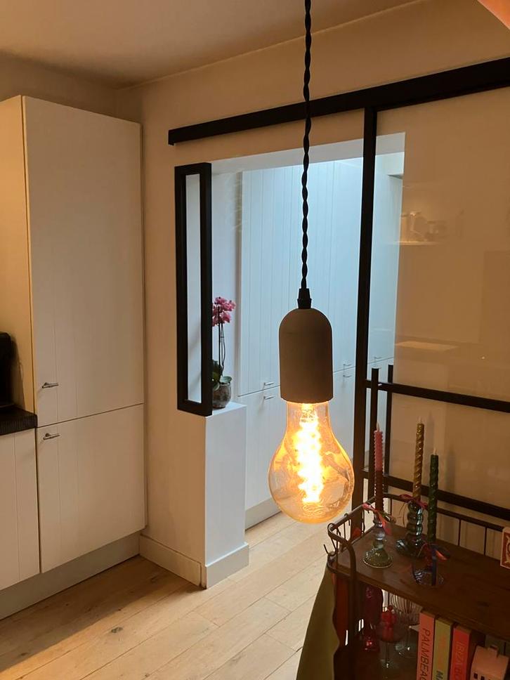 2 Industriële lampjes met schakelaar, Huis en Inrichting, Lampen | Hanglampen, Zo goed als nieuw, Minder dan 50 cm, Metaal, Overige materialen