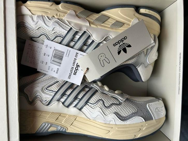 Adidas Bad Bunny response CL 44 2/3, Kleding | Heren, Schoenen, Nieuw, Wit, Ophalen of Verzenden