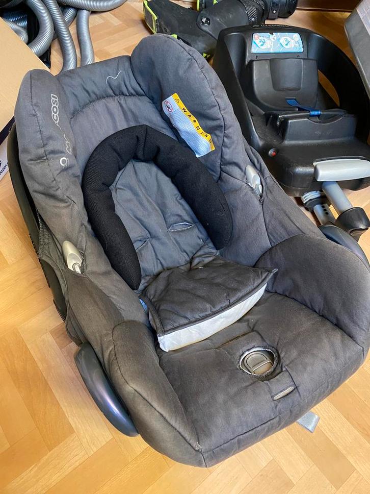 Maxicosi met easybase, Kinderen en Baby's, Autostoeltjes, Zo goed als nieuw, Maxi-Cosi, Ophalen