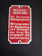 Vintage metalen emaille bordje Fusen Box, Ophalen of Verzenden, Nieuw, Reclamebord