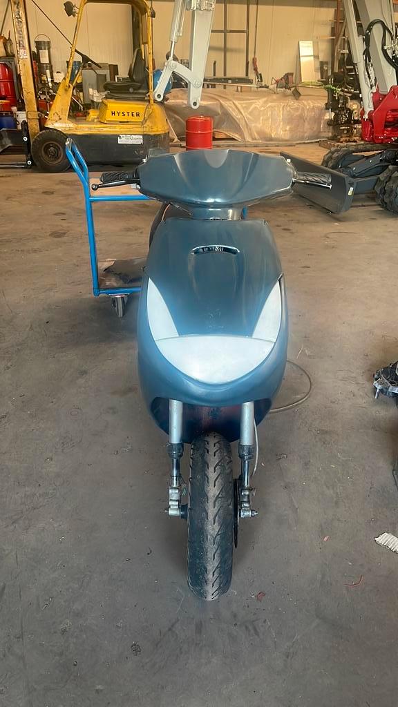 Vivacity 70cc, Fietsen en Brommers, Scooters | Peugeot, Zo goed als nieuw, Vivacity, Tweetakt, Ophalen