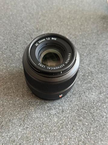 Fujifilm XC 35mm f/2.0 beschikbaar voor biedingen