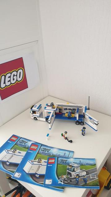Lego mobile politie bureau 60044 met bouwboekjes  beschikbaar voor biedingen