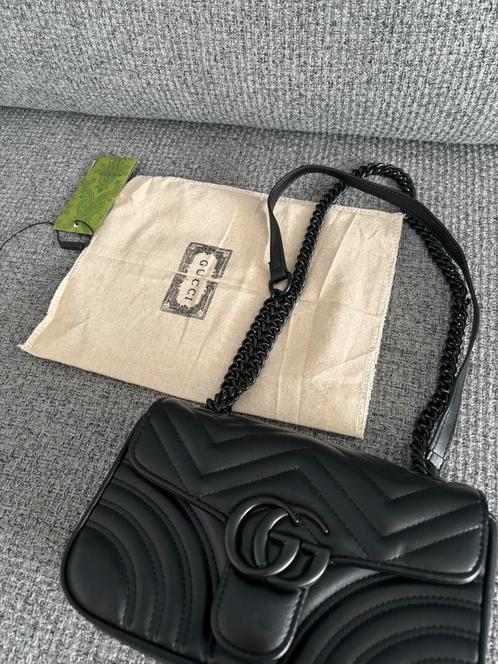 Gucci tas GG MARMONT MATELASSÉ MINI BAG Black Zgan, Sieraden, Tassen en Uiterlijk, Tassen | Damestassen, Nieuw, Schoudertasje